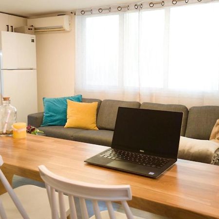 Primrose Boutique Apartment アシュドッド エクステリア 写真