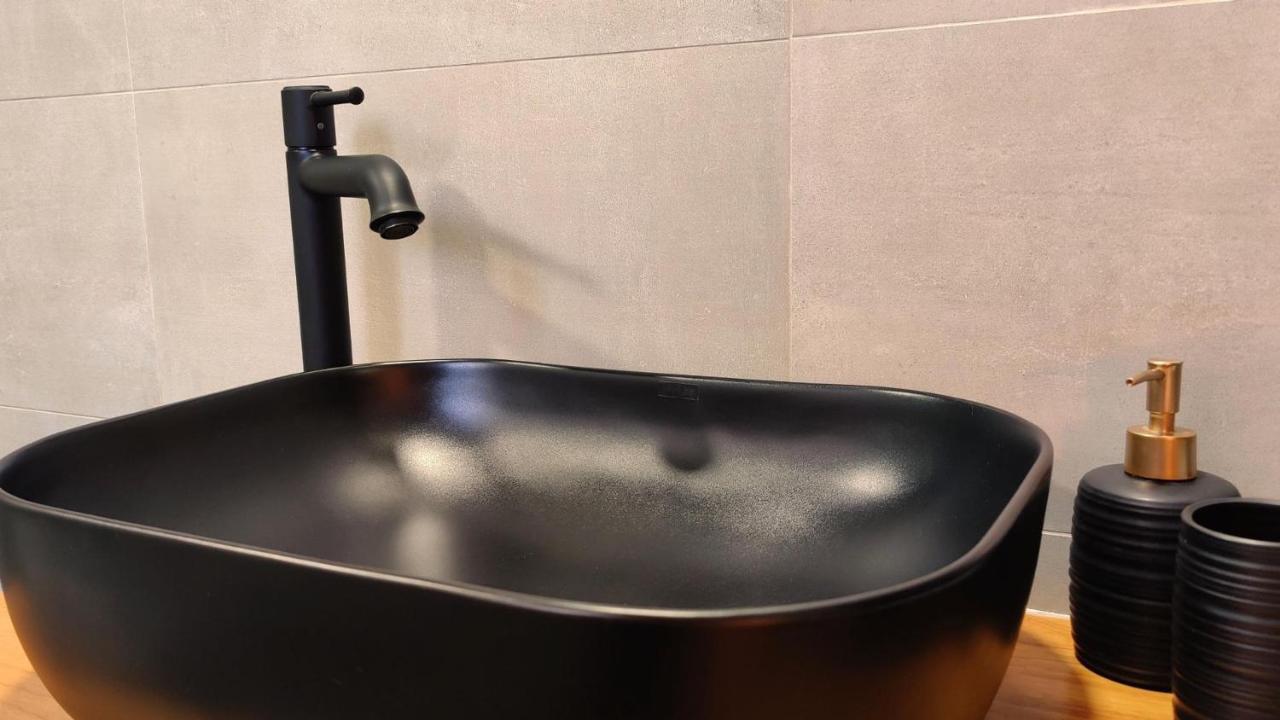 Primrose Boutique Apartment アシュドッド エクステリア 写真