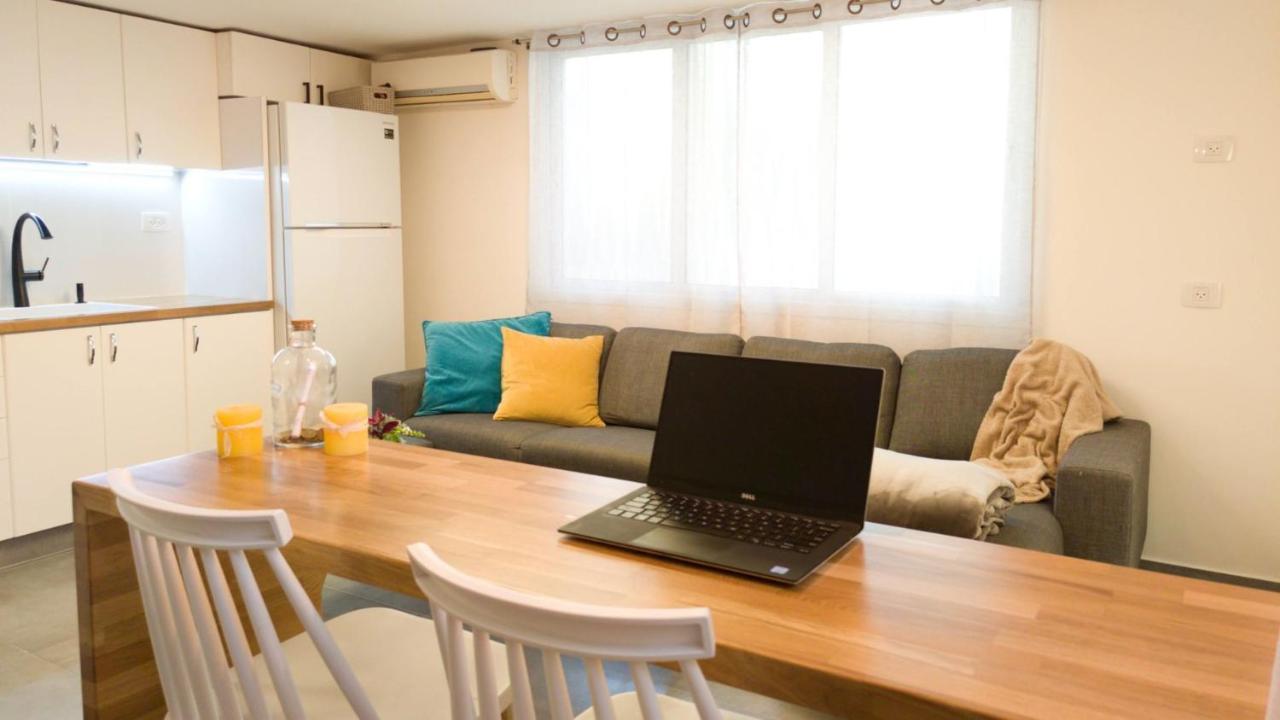 Primrose Boutique Apartment アシュドッド エクステリア 写真